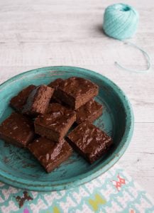 Three ingredient brownie - There’s nothing better than a simple recipe that ticks both the taste & nutrition boxes, especially when it's this simple to make (gluten, grain, dairy-free)