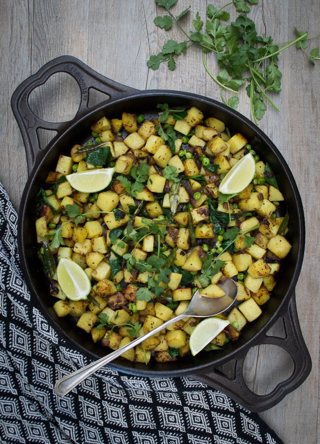 Potato and pea sales curry