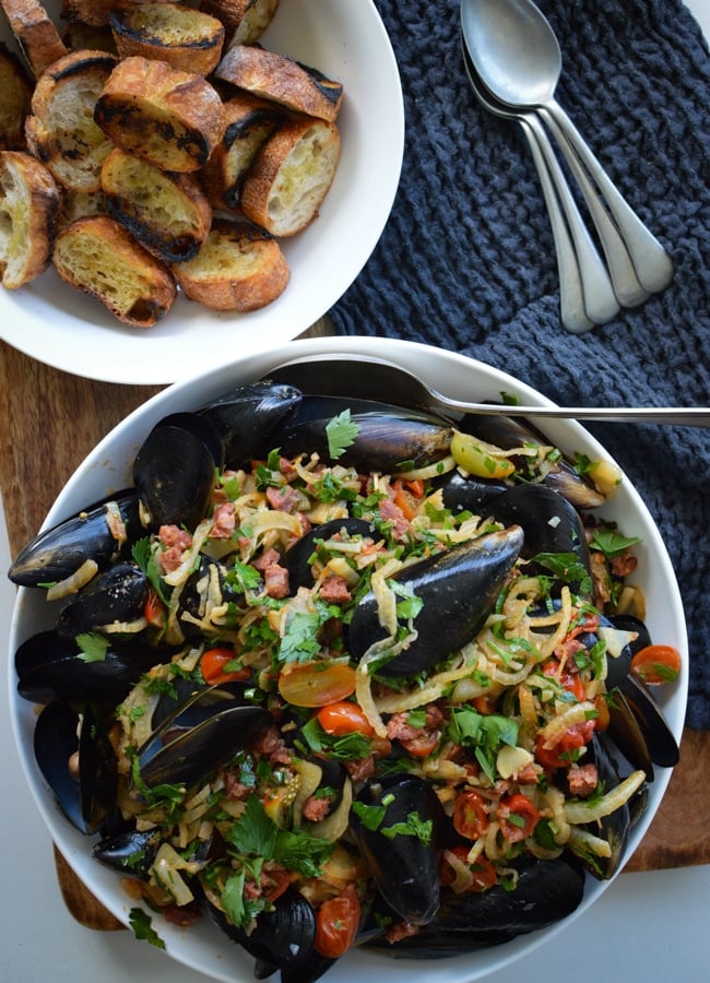 These Chorizo Fennel Mussels are Italian inspired, full of flavour and goodness. An absolutely delicious recipes for all those Mussel lovers.