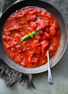 A quick and easy Fast Tomato Pasta Sauce! This is my answer to avoiding additive laden, high sugar pre-made supermarket sauces. This recipe is so simple, you really shouldn’t need to buy a store bought sauce again