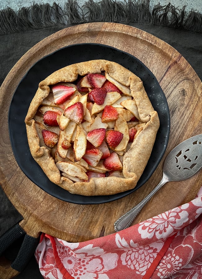 This Sourdough Pastry is perfect for pies, quiche, tarts and it produces a beautiful, light flaky pastry texture!