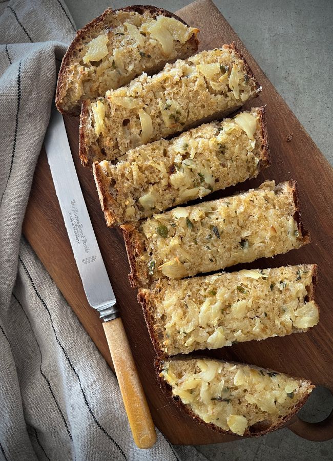 This Roasted Garlic Bread is so easy and delicious and a little bit special with beautiful caramalised flavour.