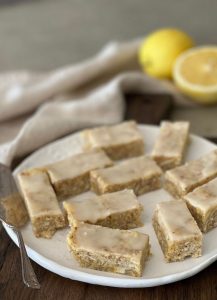 These No Bake Lemon Bars are an easy to prepare, delicious lemony treat that is quick and easy to make and no oven required.