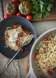 This super simple Spaghetti Garlic Cherry Tomatoes is a dish you can whip up in the time it takes to cook your spaghetti and a great staple recipe when you want something tasty, quick!!