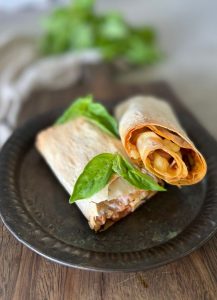 These Pizza Roll-ups are my kids favourite. They are super simple to make and the best thing is that you can adjust the filling to suit your tastes and dietary goals.