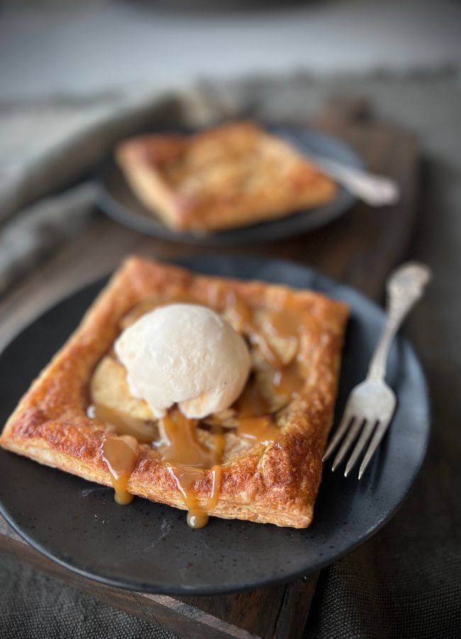 This Easy Apple Caramel Tart is a really simple, no fail dessert, morning or afternoon tea. My family adores this, I hope yours do too.