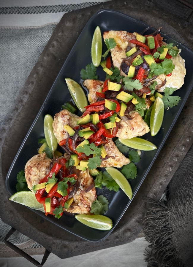 This Fajita Chicken Breast is the easiest dinner ever and best of all you’ll have only one pan to wash up.