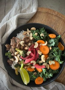 This delicious Teriyaki Beef Nourish bowl combines tender strips of beef with a colourful medley of fresh vegetables.