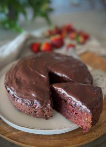 It might seem unusual to add vegetables to baking, but this Chocolate Beetroot Cake is a match made in heaven and work very well together to create a rich, fudgy, earthy cake!