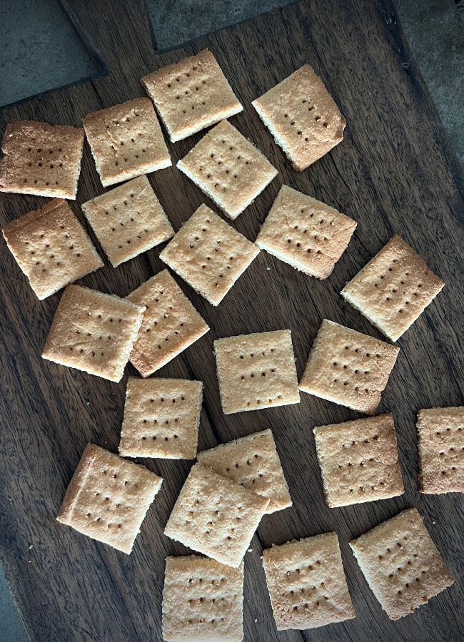 This delicious and easy Almond Maple Shortbread is a gluten and dairy-free treat to enjoy alongside a cuppa!