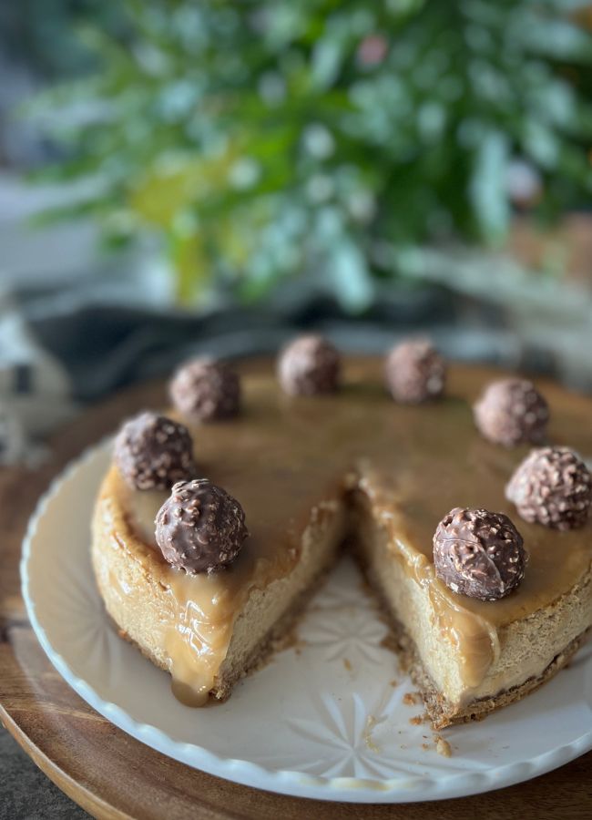 This Caramel Cheesecake is a beautiful celebration cheesecake. It is certainly very decadent and I personally can’t eat a whole lot in one sitting.