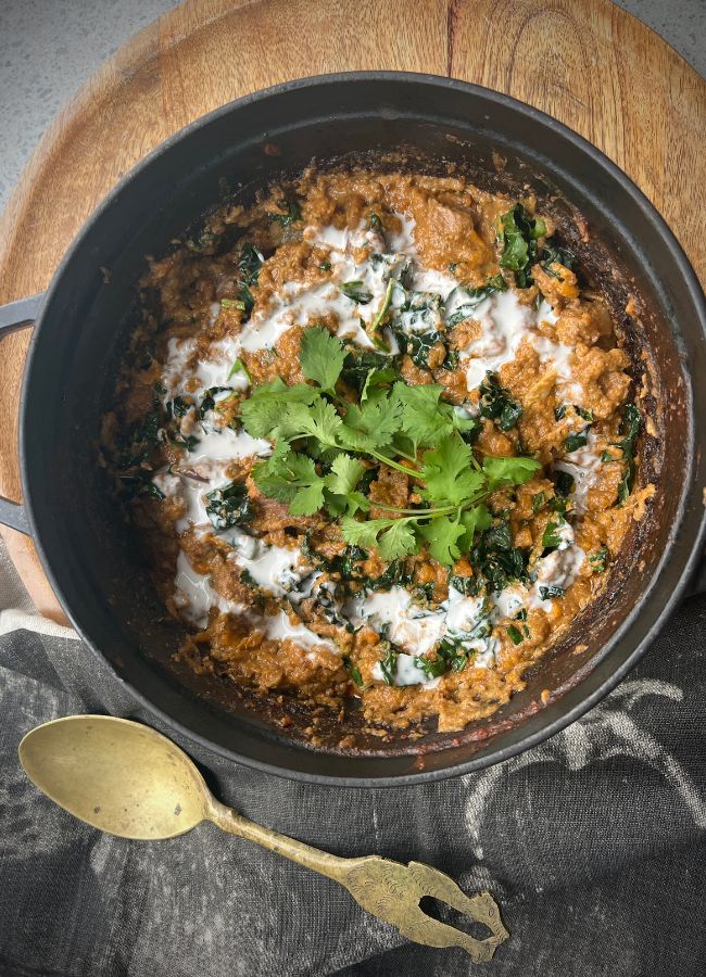 This Satay Beef is a flavoursome slow-cooked stew, full of complex flavours from herbs and spices and the distinct taste of peanuts balanced with a touch of sweetness and saltiness.