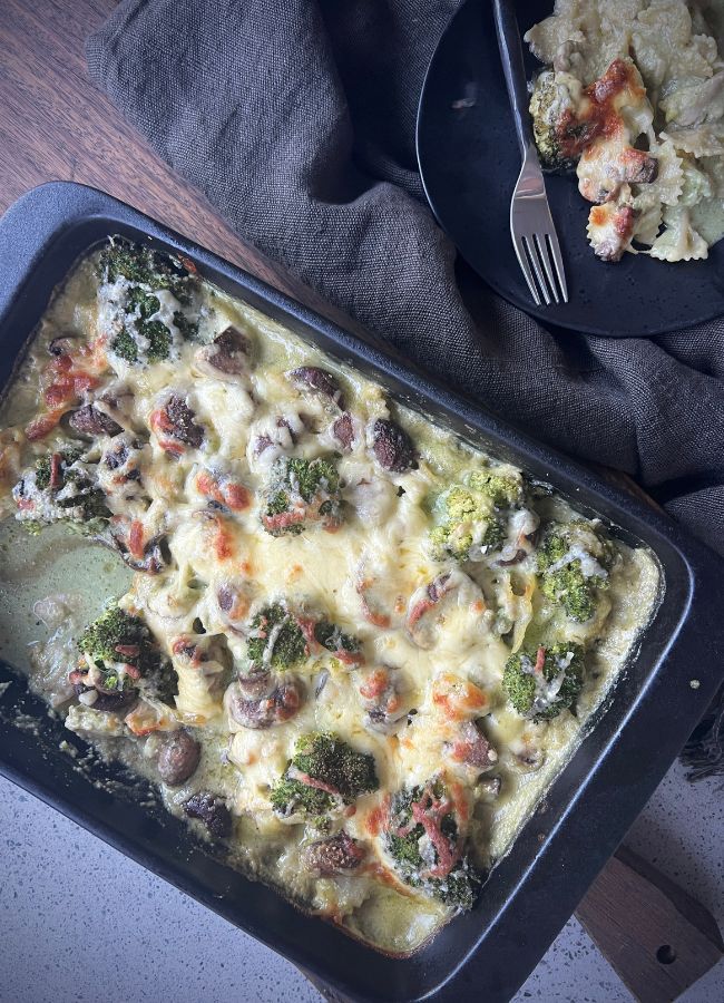 Enjoy a creamy, nourishing chicken pesto pasta bake with a delicious cashew-based sauce. Gluten-free and dairy-free options make it adaptable for all diets. Perfect for an easy, healthy family meal!