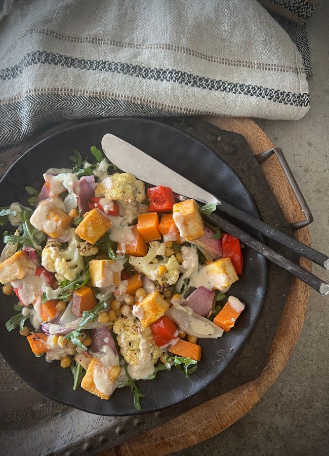 This roasted veggie and tofu chickpea salad is packed with 24g protein and 11g fibre/serve. A quick, plant-based meal perfect for meal prep.