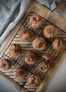 These brown butter banana muffins are a wholesome, easy to make everyday muffin that feels a little bit special. Great to use up ripe bananas