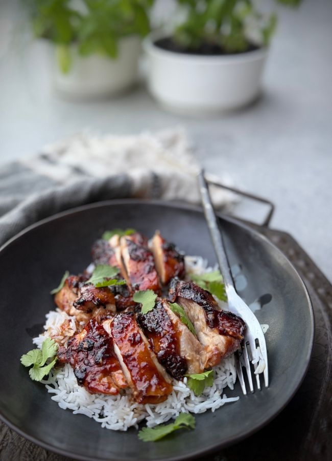 Oven baked chicken teriyaki with crispy skin & a naturally caramelised sauce. A simple, high-protein, gluten-free dinner the family will love.