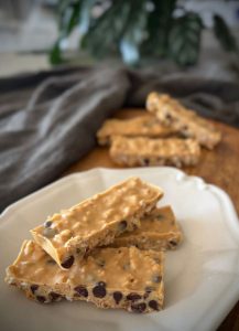Easy peanut protein slice with 11 g protein per serve. A quick, delicious, no-bake whole food snack made in minutes.