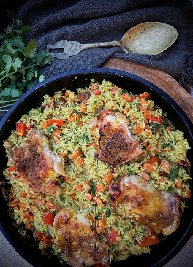 Turmeric chicken rice (one pan) is a simple, protein, fibre-rich family dinner with minimal prep & easy clean up as its cooked in one pan.