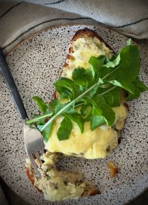 Sardine melt is a quick, easy to make high-protein lunch packed with omega-3s and delicious 'not so fishy' flavour.